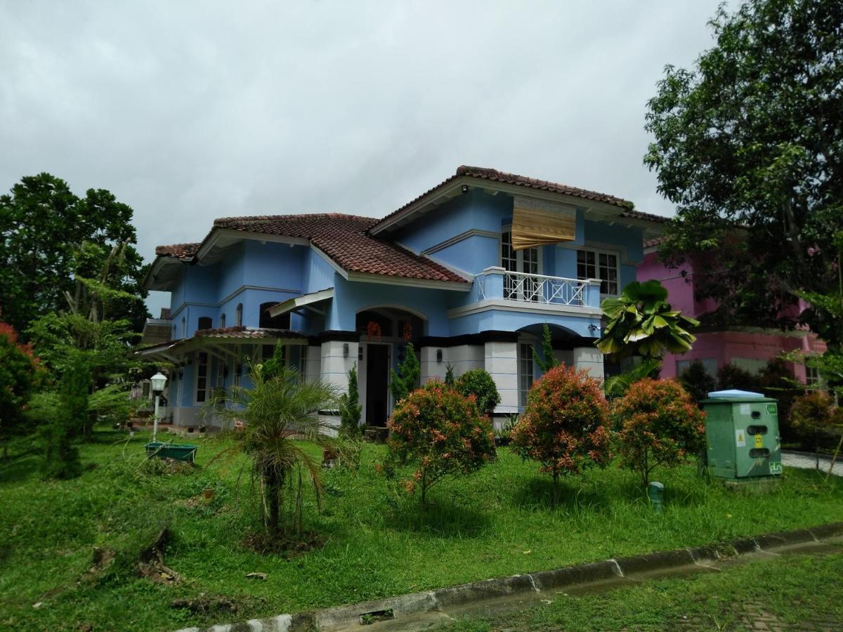 CARITA VILLA WITH GARDEN CARITA Indonesia dari IDR 1906250